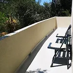 J&B Apartment *